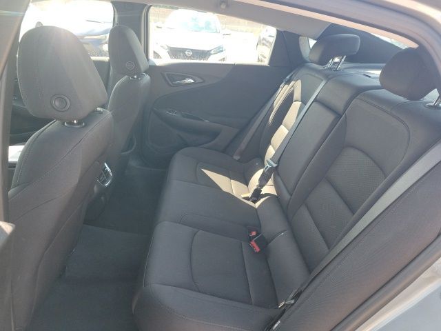 2023 Chevrolet Malibu 1LT photo 11