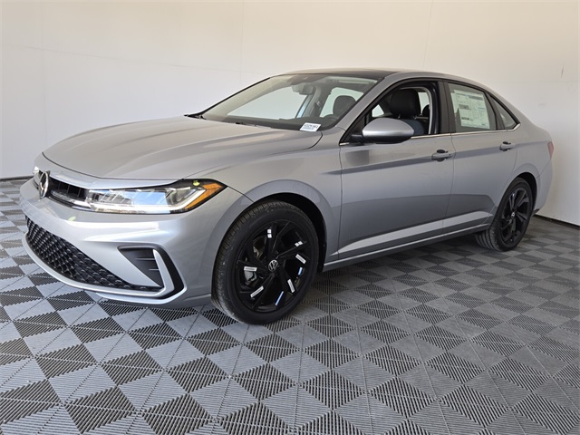 2025 Volkswagen Jetta 1.5T SE photo 3