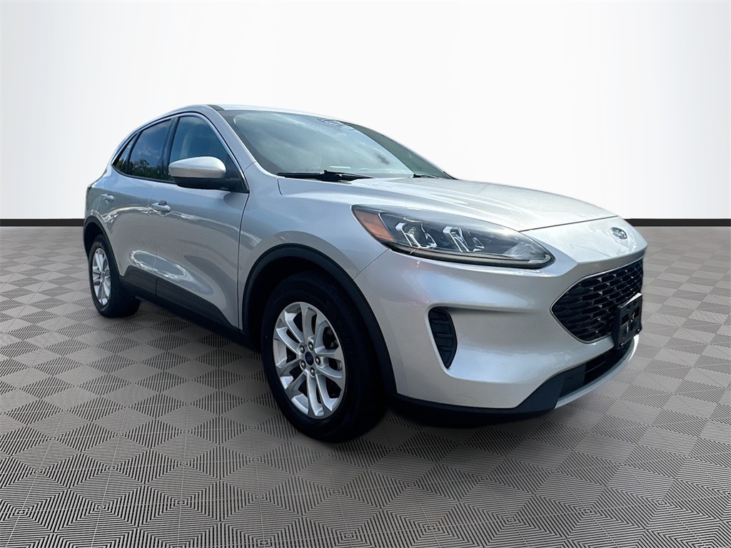 2020 Ford Escape SE photo 3