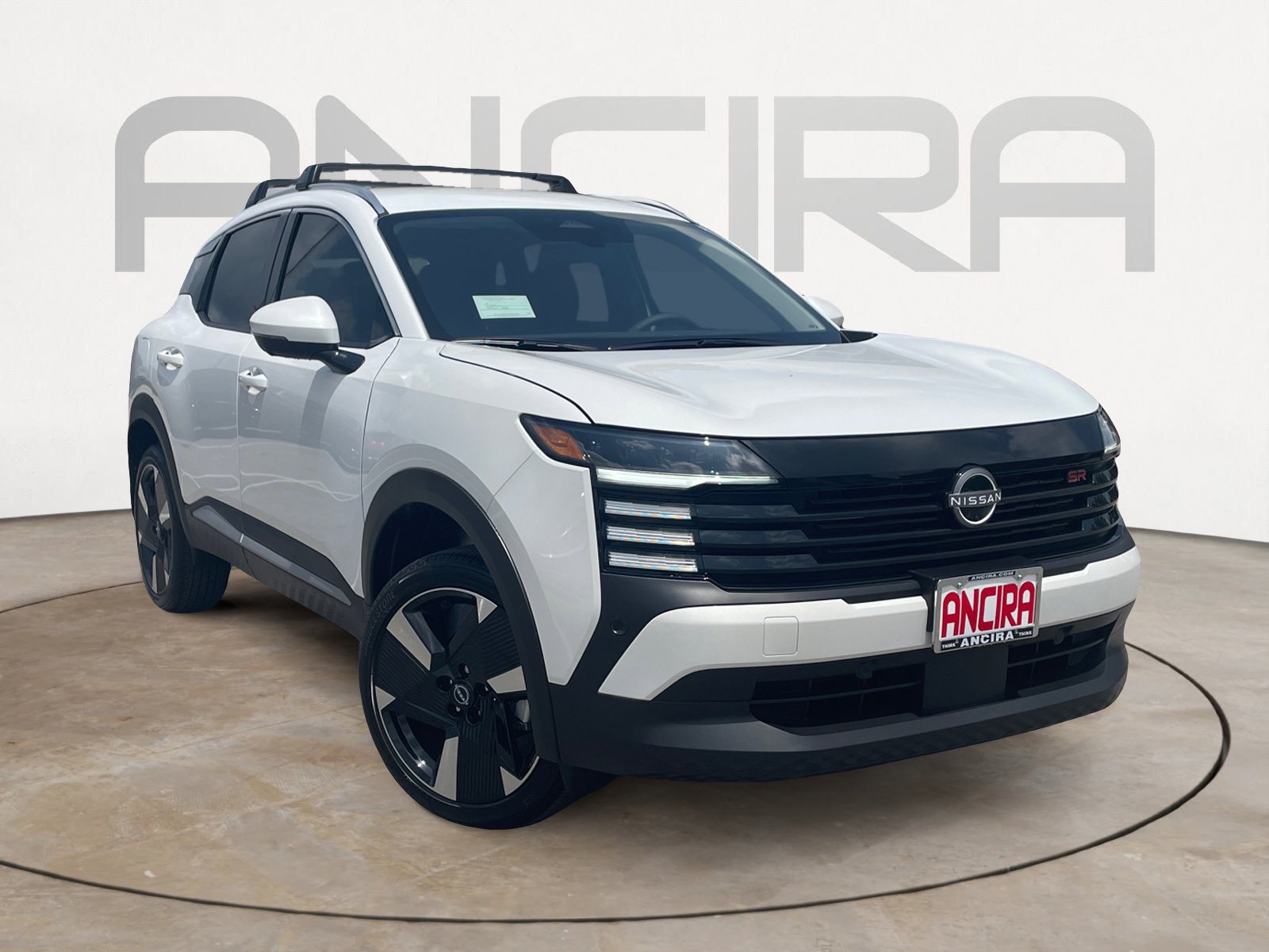 2025 Nissan Kicks SR photo 2