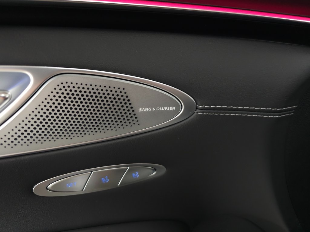 2026 Genesis GV70 2.5T Advanced photo 6