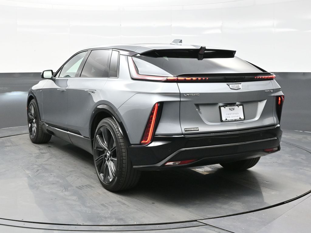 2024 Cadillac Lyriq Sport photo 4