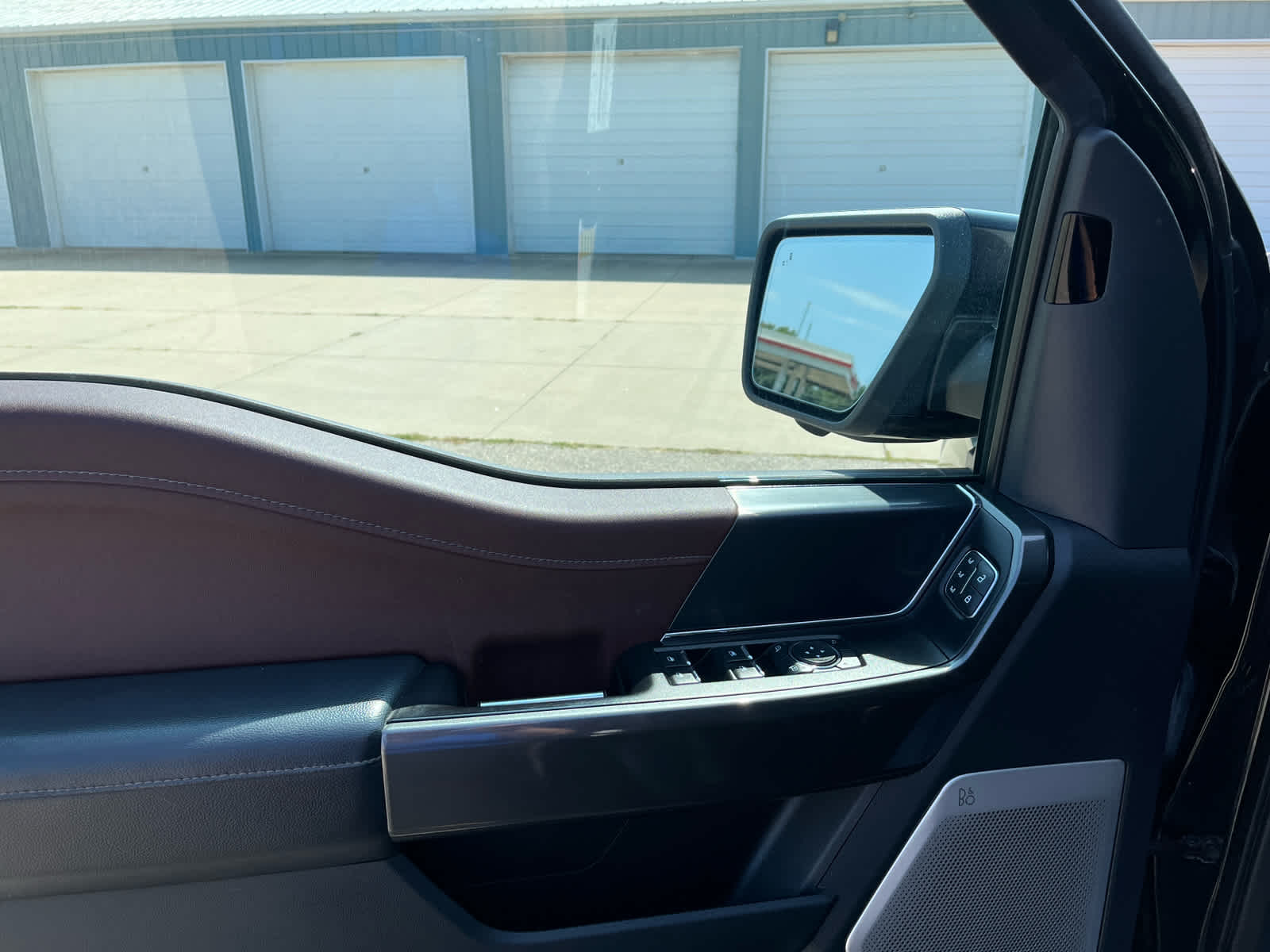 2021 Ford F-150 Lariat photo 22