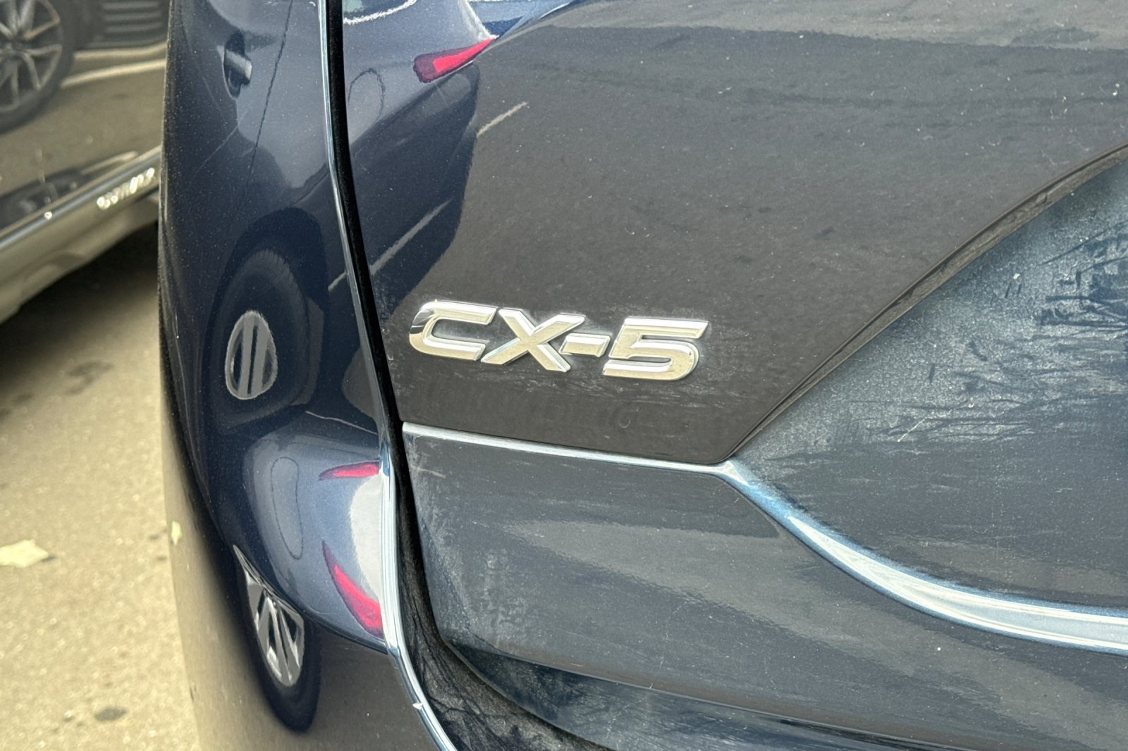 2018 Mazda CX-5 Touring photo 4