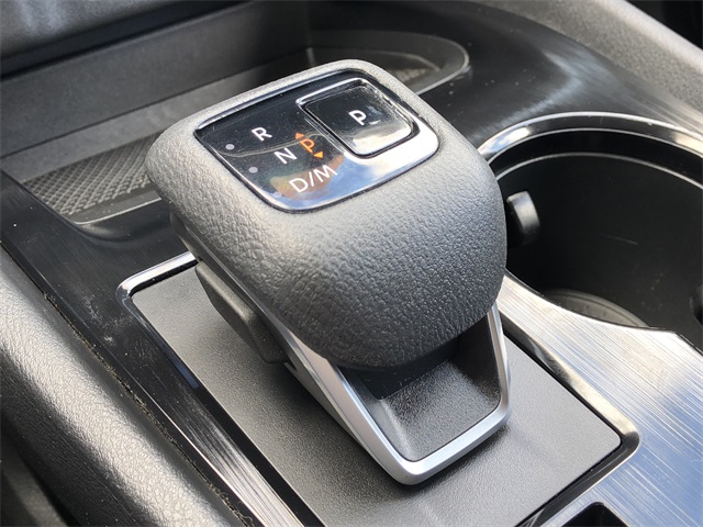 2021 Nissan Rogue SV photo 18