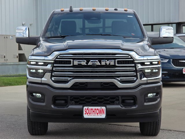 2025 Ram 2500 Laramie photo 2