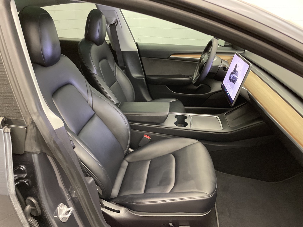 2023 Tesla Model 3 photo 18
