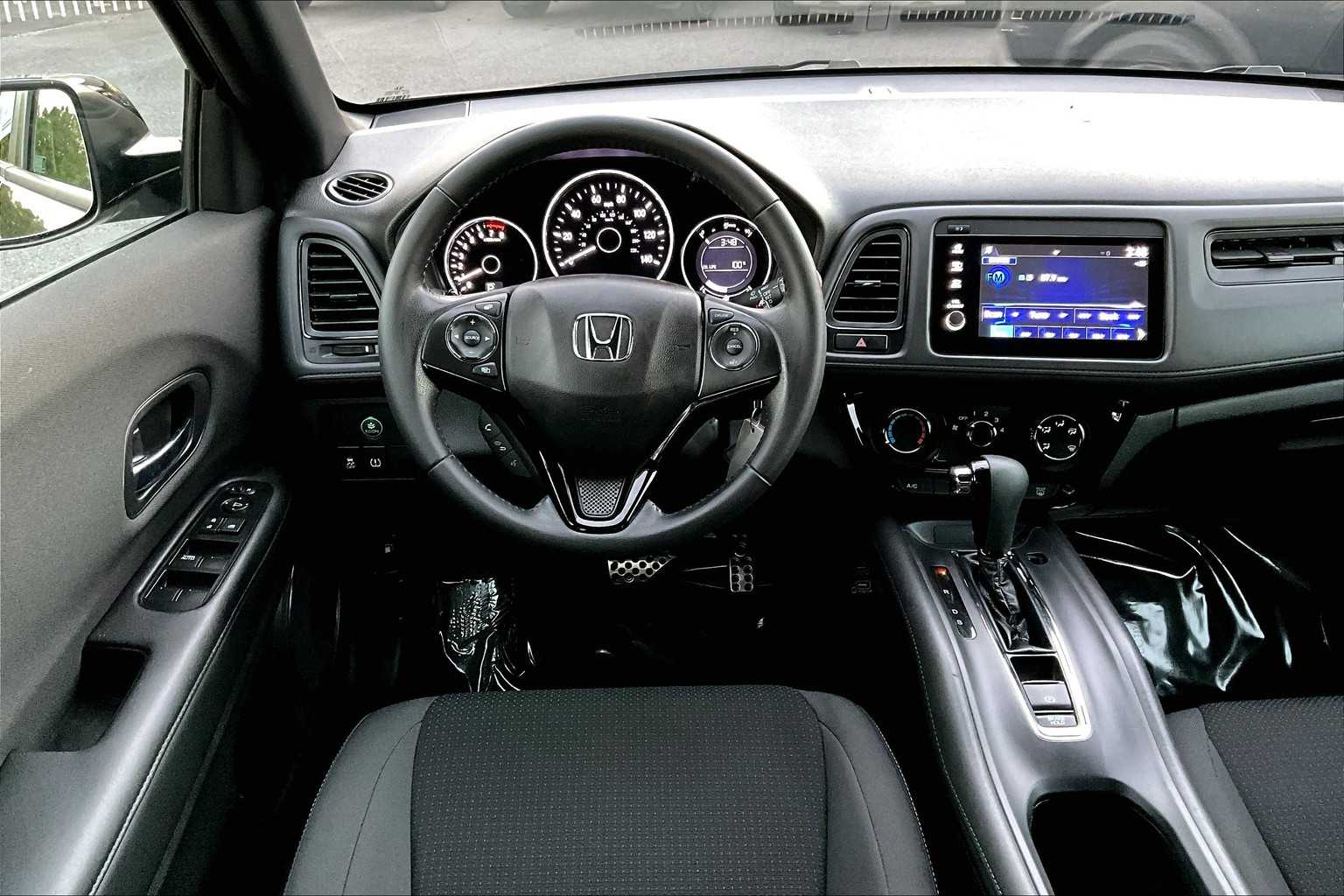 2021 Honda HR-V Sport photo 5