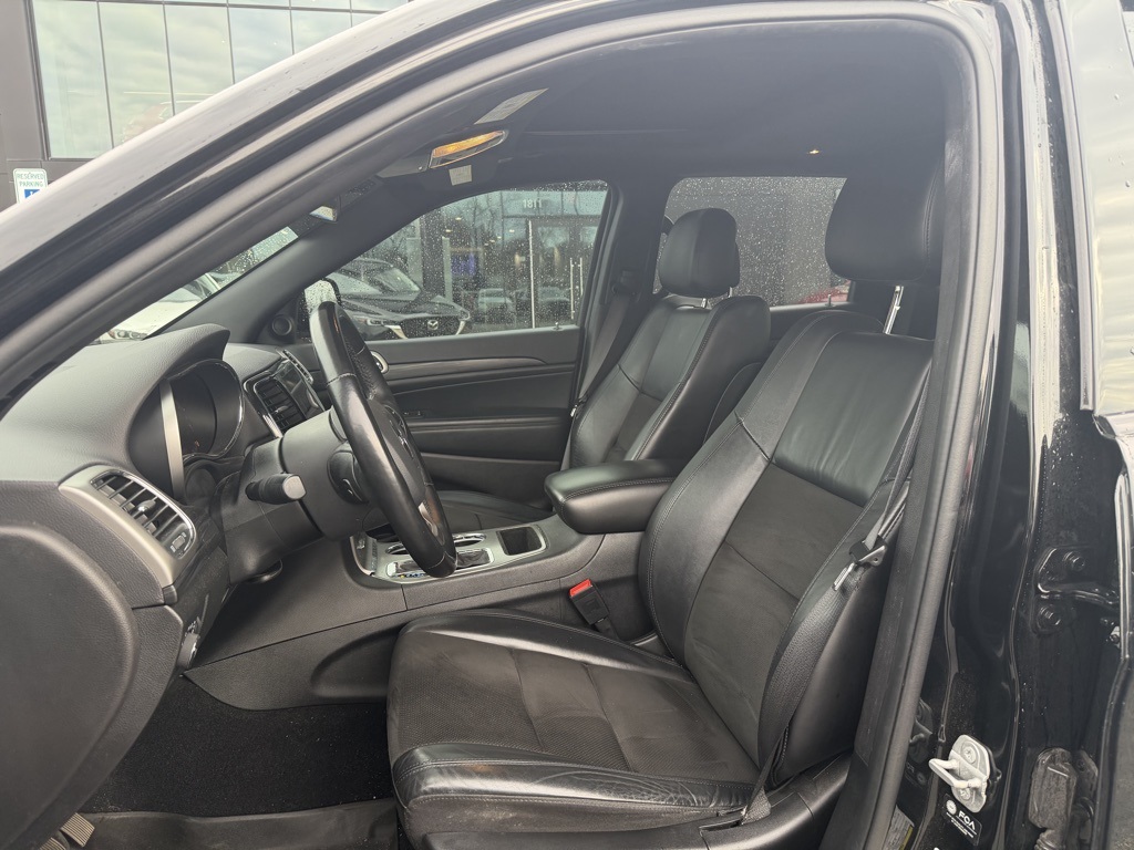 2021 Jeep Grand Cherokee Laredo X photo 4