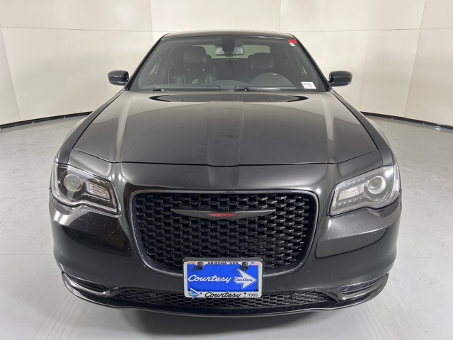 2022 Chrysler 300 S photo 3