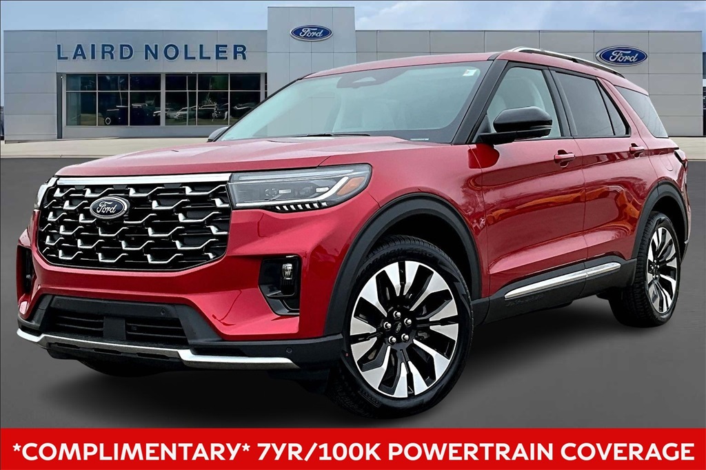 2026 Ford Explorer Platinum's photo
