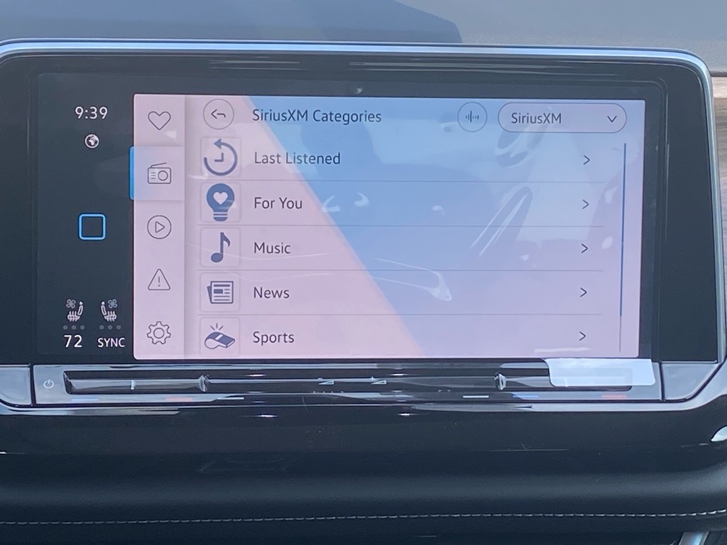 2025 Volkswagen Atlas SEL photo 5