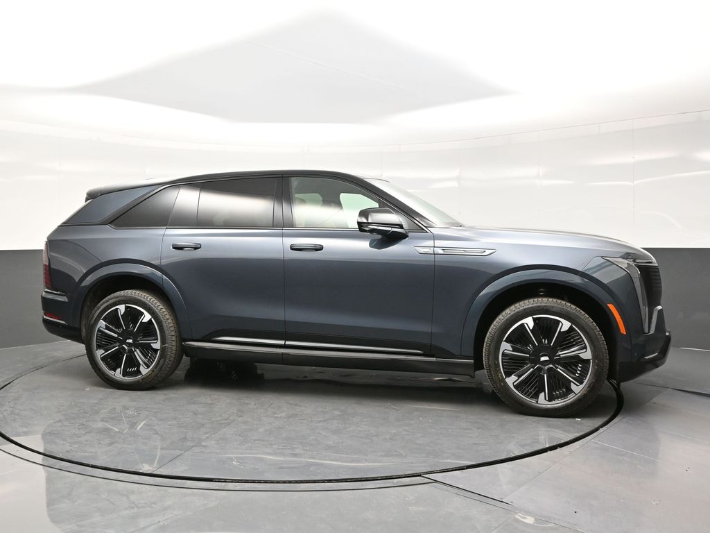 2025 Cadillac Escalade IQ Sport photo 8