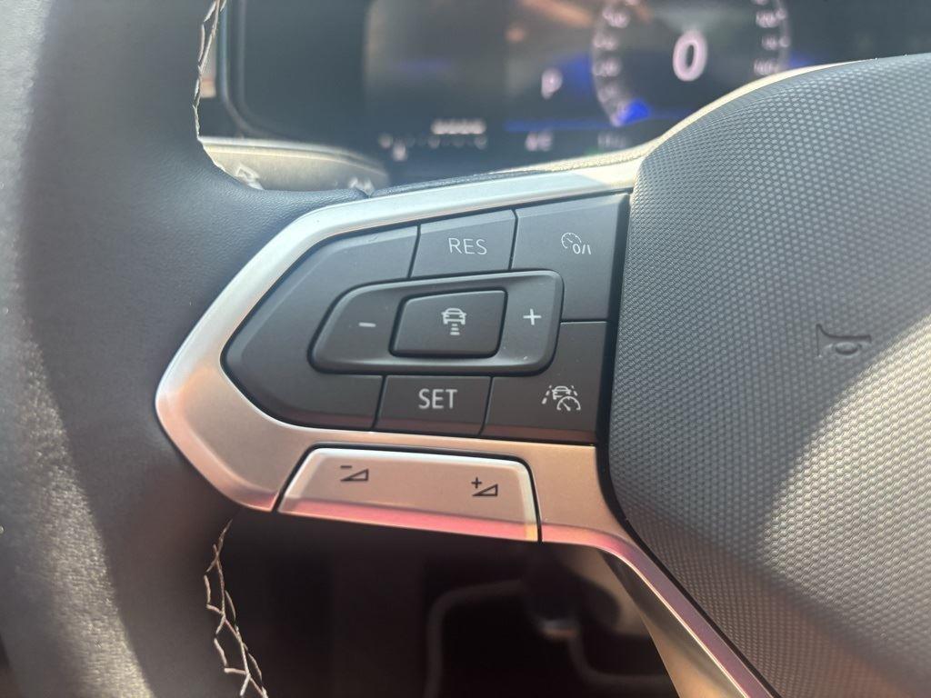 2025 Volkswagen Taos S photo 13
