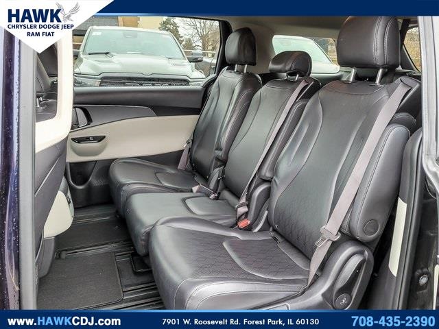 2024 KIA CARNIVAL - Image 10