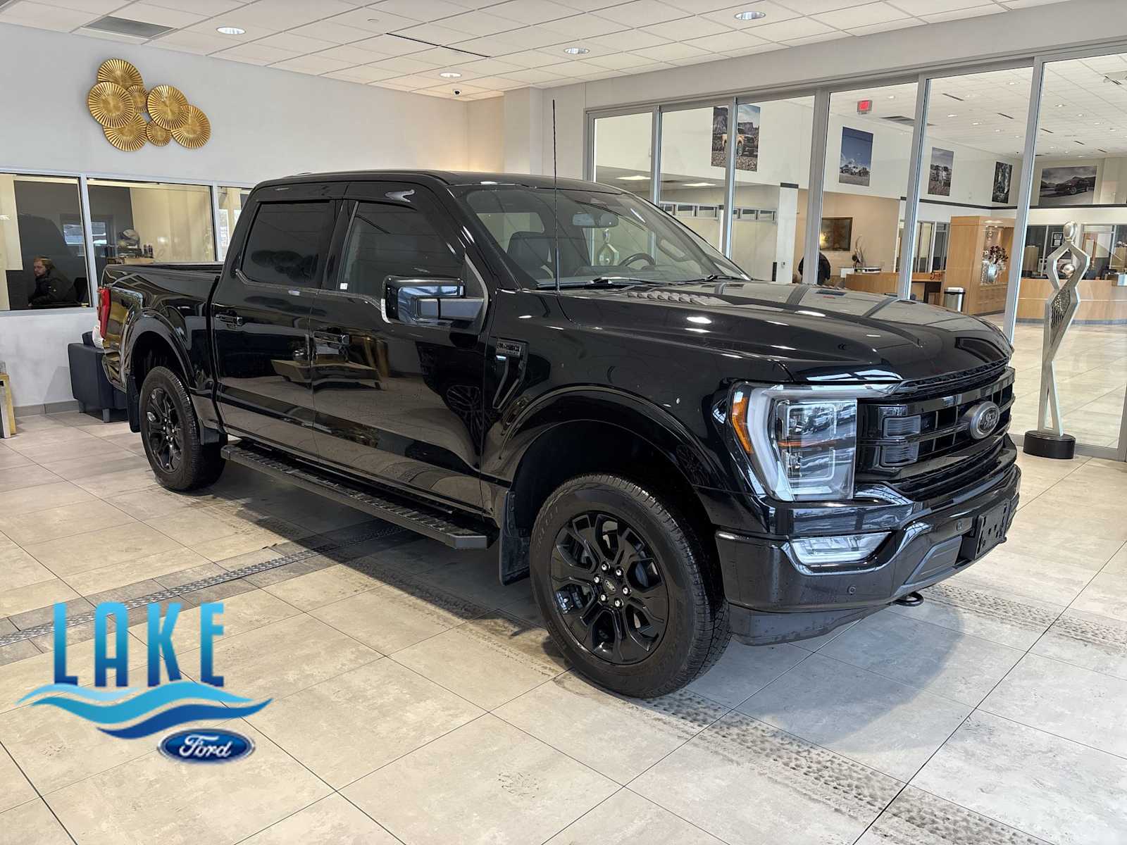 2023 Ford F-150 Lariat's photo