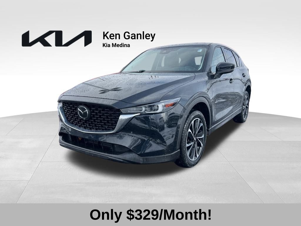 2023 Mazda CX-5 S Premium package