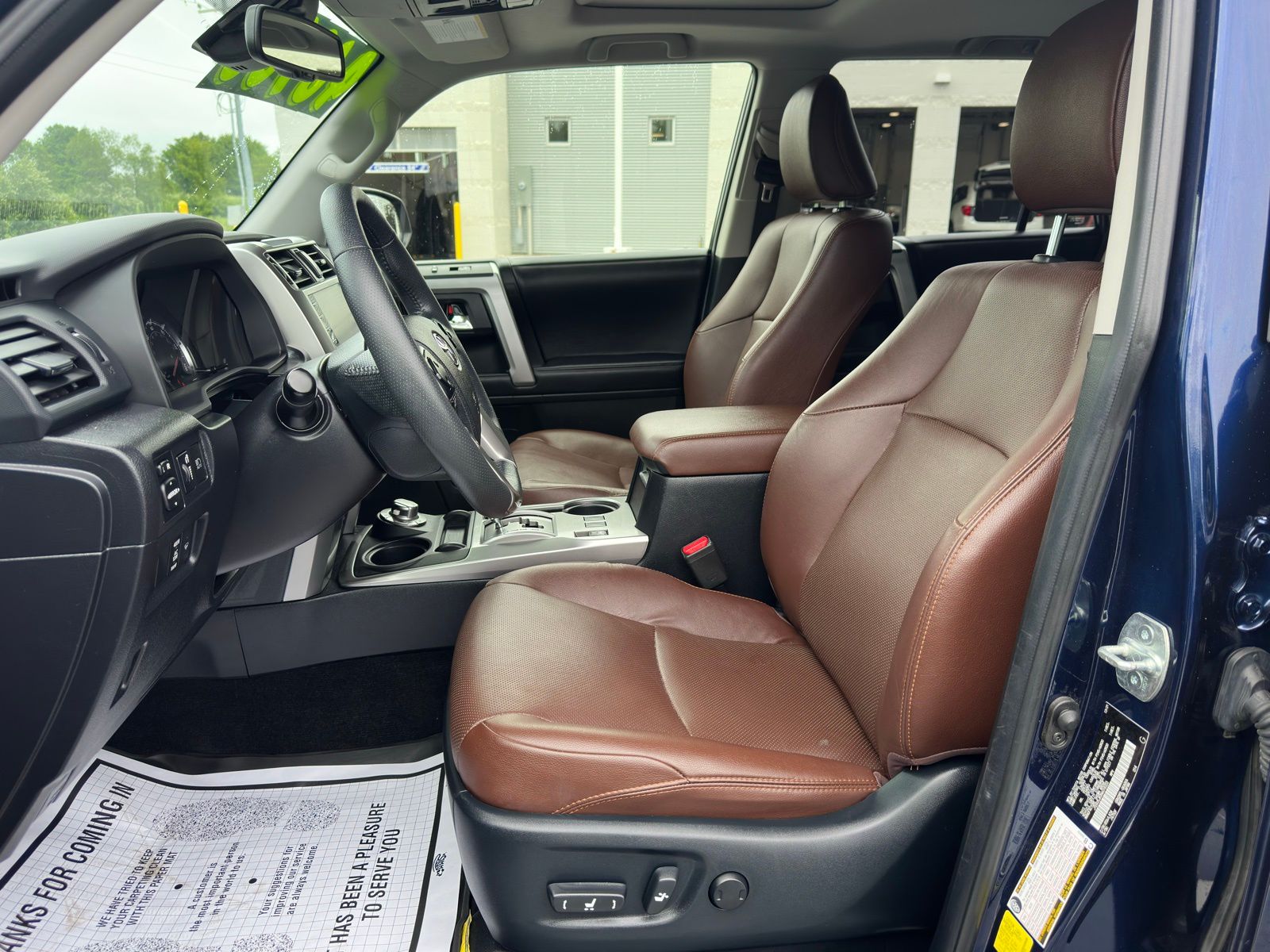 2022 Toyota 4Runner Limited photo 9