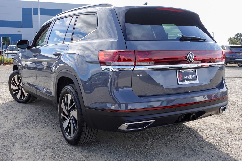 2026 Volkswagen Atlas SE Technology photo 10