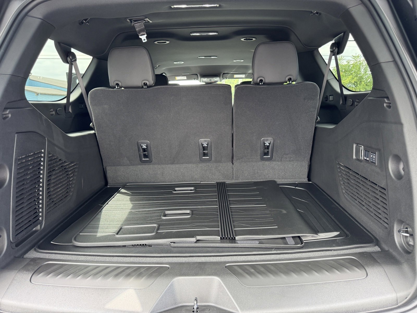 2025 Gmc Yukon XL photo 22