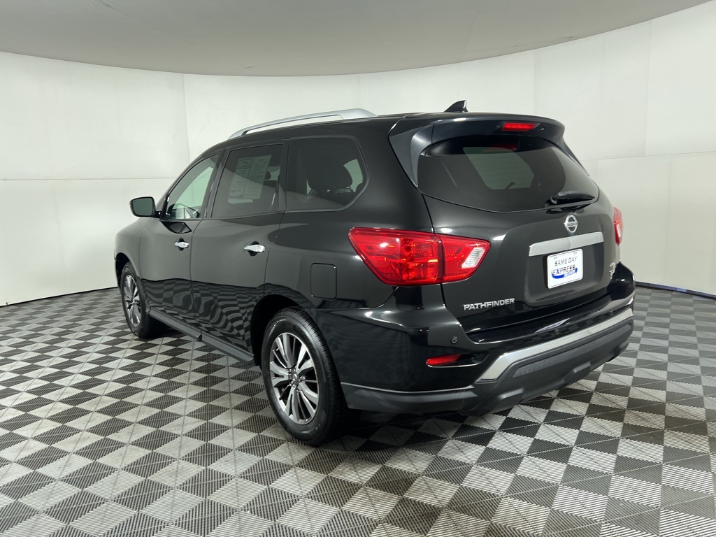 2019 Nissan Pathfinder SV photo 28
