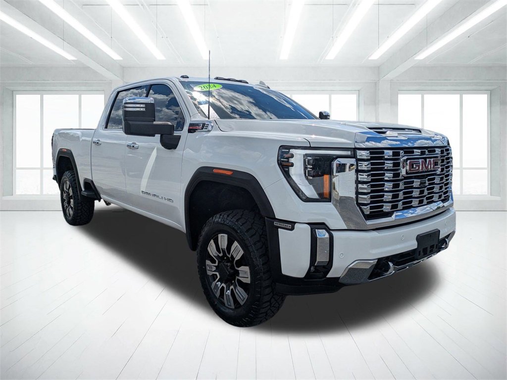 2024 GMC Sierra 2500HD Denali's photo
