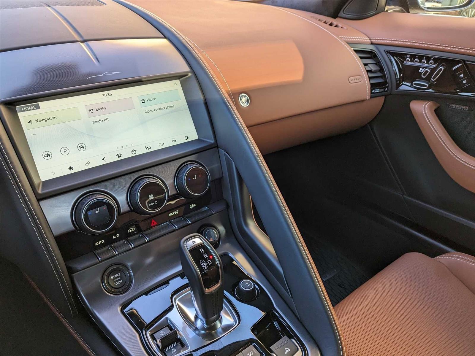 2024 Jaguar F-TYPE P450 R75 photo 20