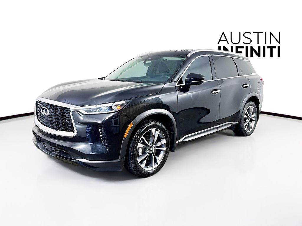 2023 Infiniti QX60 Luxe photo 3