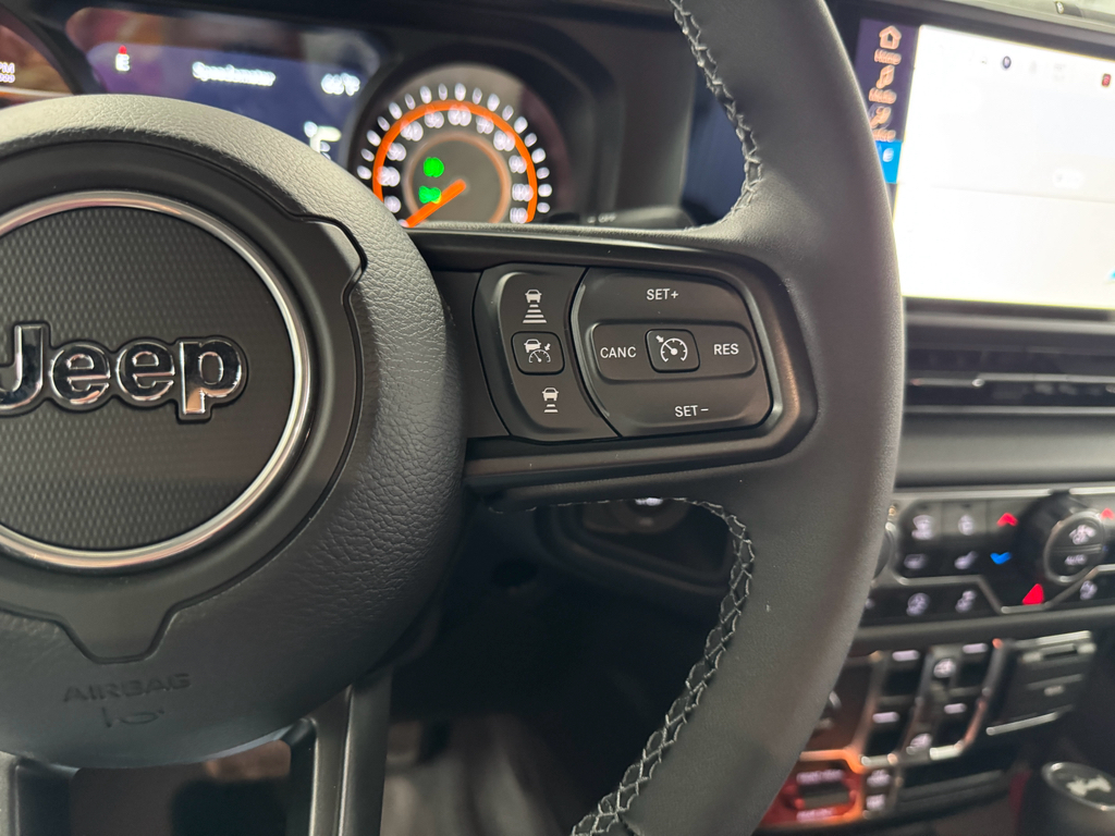 2025 Jeep Wrangler Rubicon X photo 25