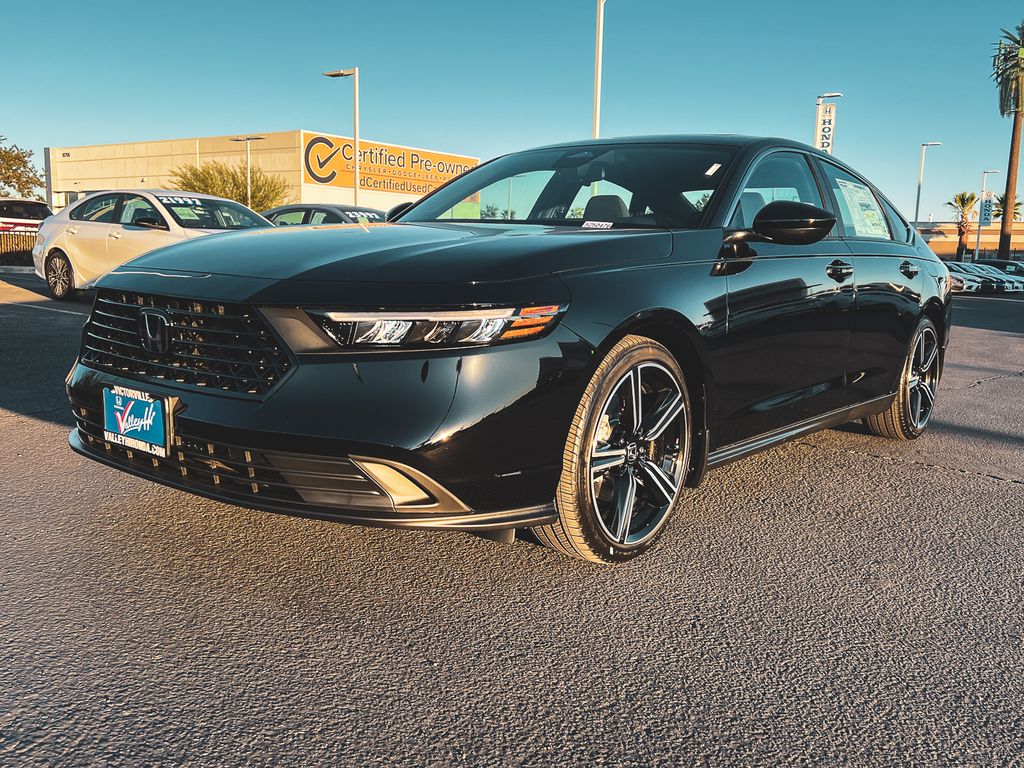 2025 Honda Accord Hybrid Sport photo 2
