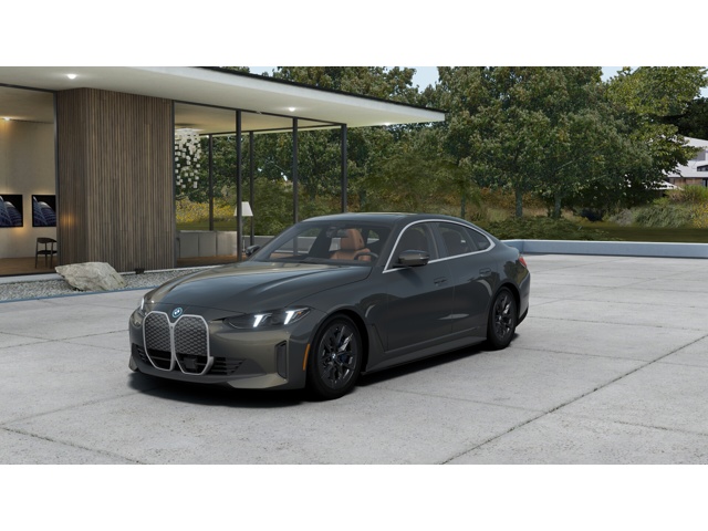 2025 BMW i4 40's photo