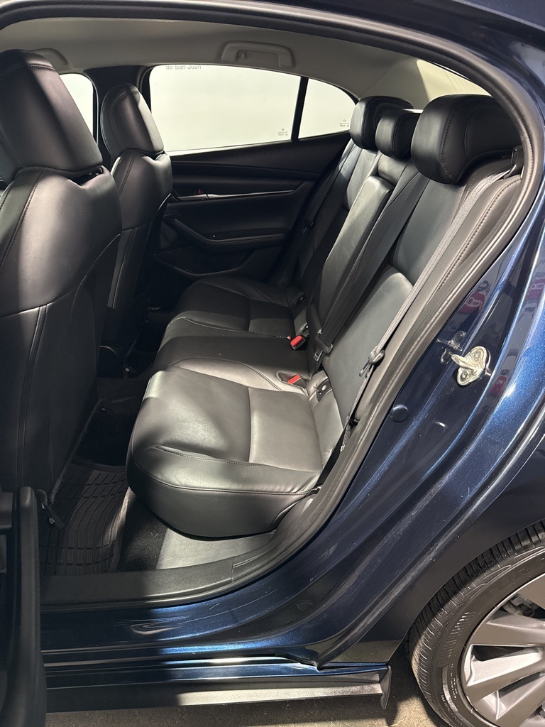 2022 Mazda Mazda3 Select photo 22