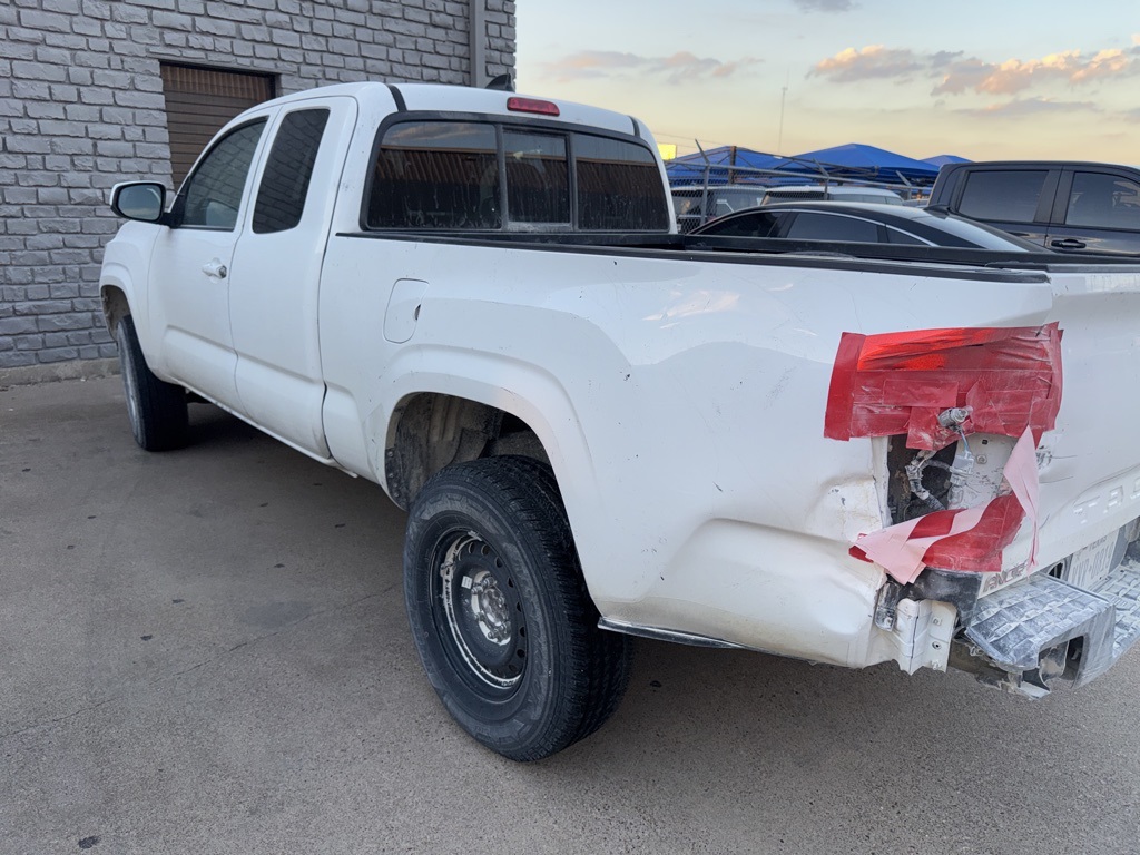 2021 Toyota Tacoma SR photo 4