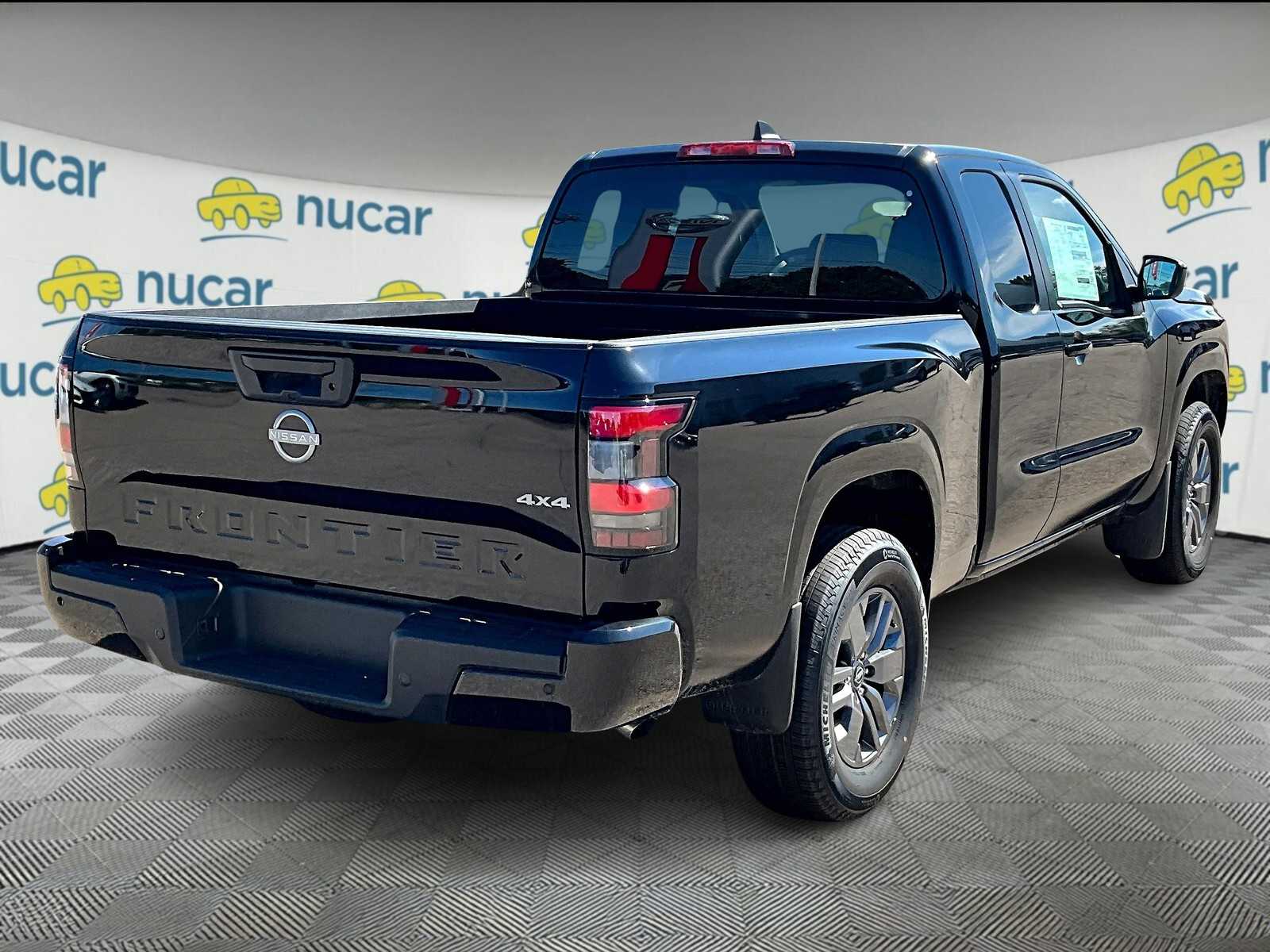 2025 Nissan Frontier SV photo 6
