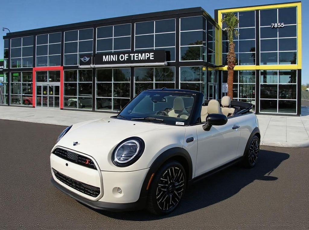 2026 MINI Convertible S's photo