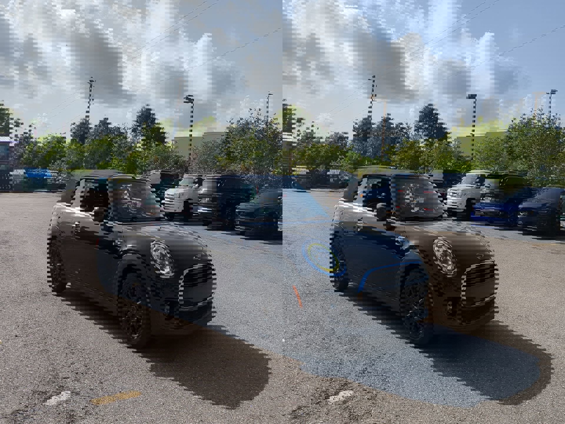 WMWWJ3C05M3M08628