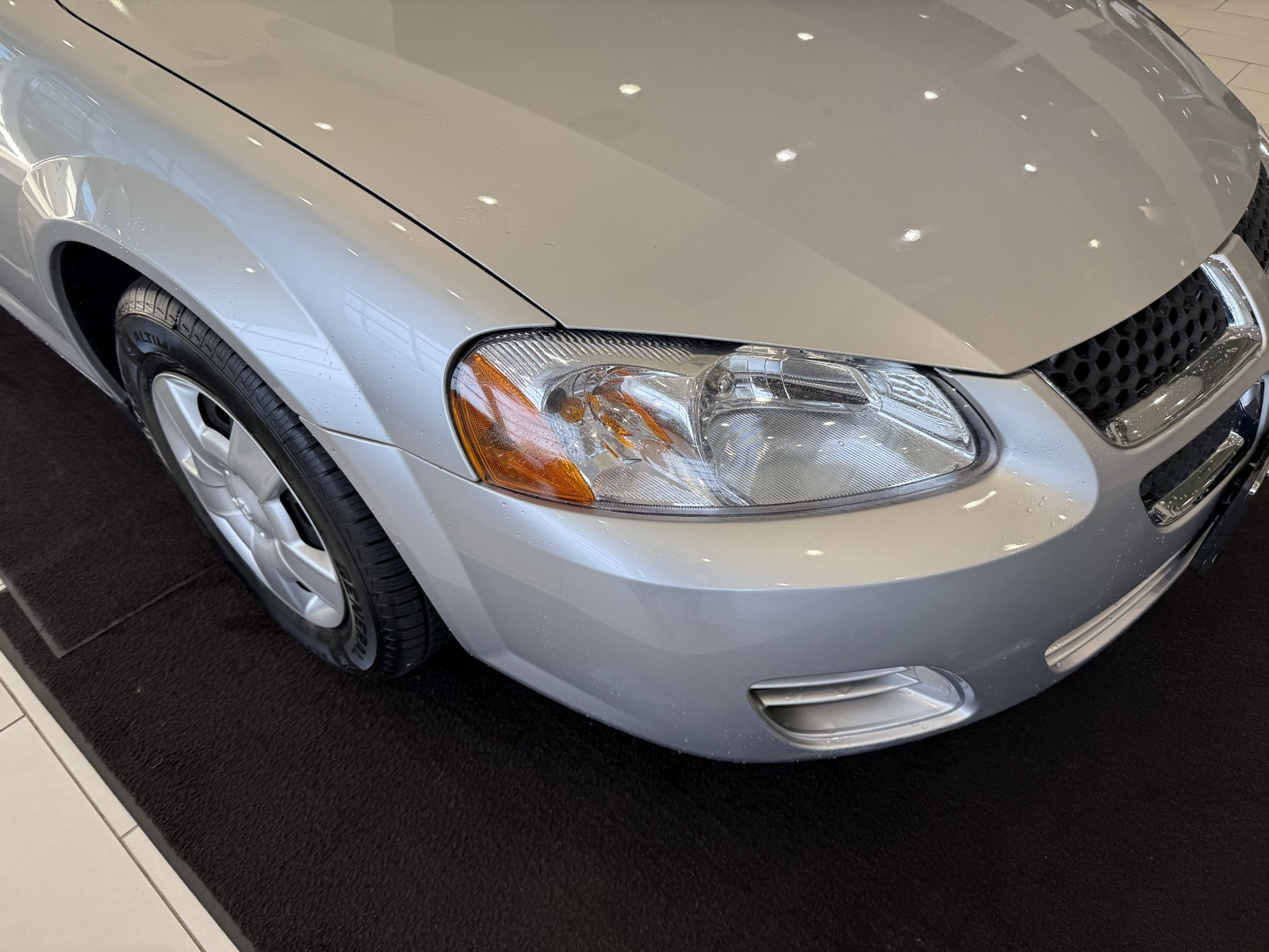 2005 Dodge Stratus SXT photo 18