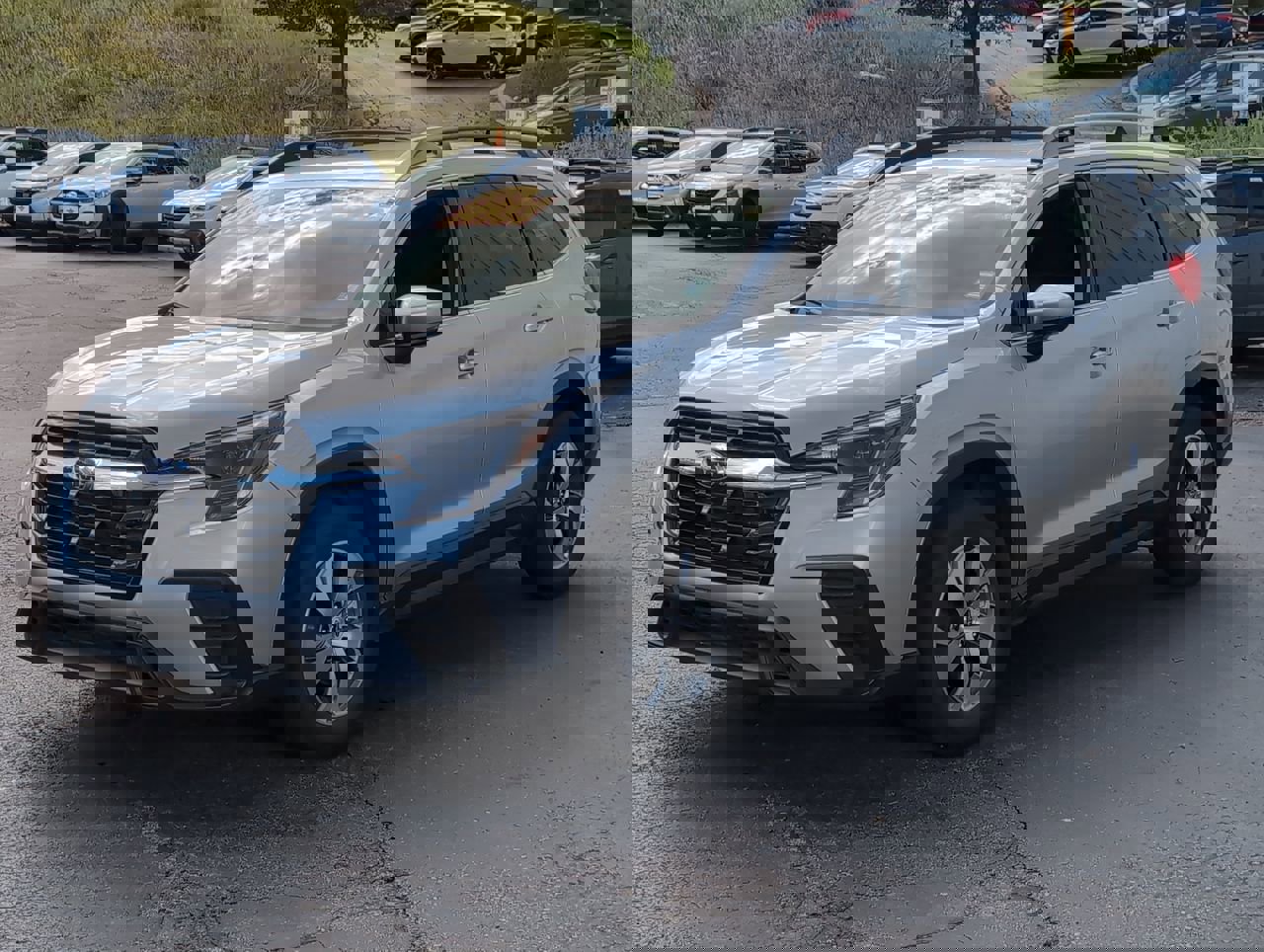 2024 Subaru Ascent Premium photo 3