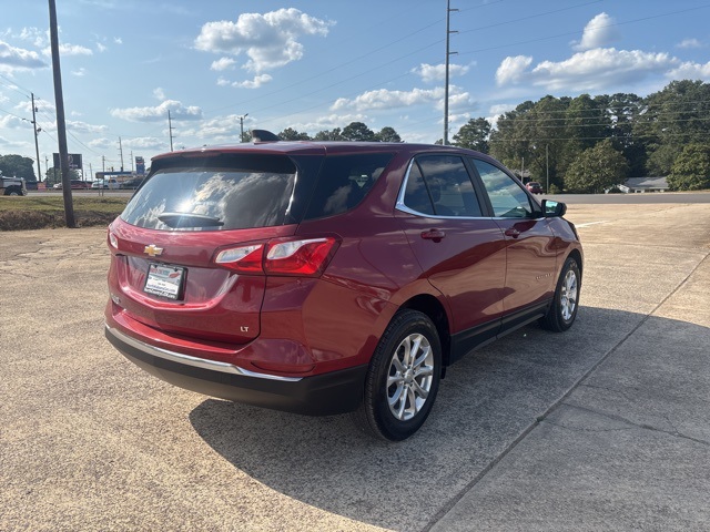 2021 Chevrolet Equinox LT photo 8
