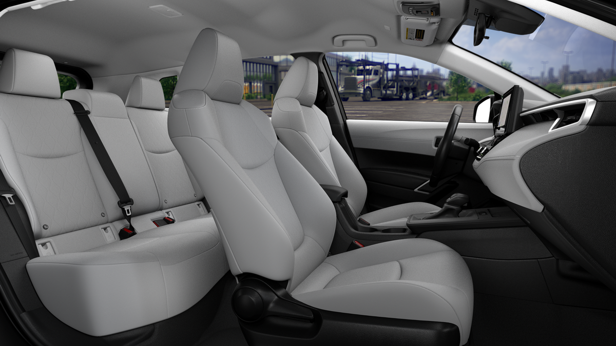 2026 Toyota Corolla Cross LE photo 16