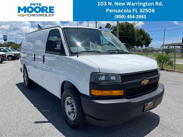 2025 Chevrolet Express Cargo Work Van's photo