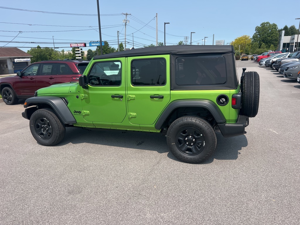 2025 Jeep Wrangler Sport photo 6