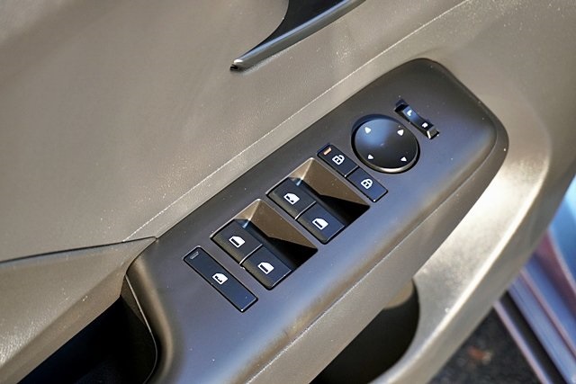 Used 2024 Blue Hyundai SE image 23