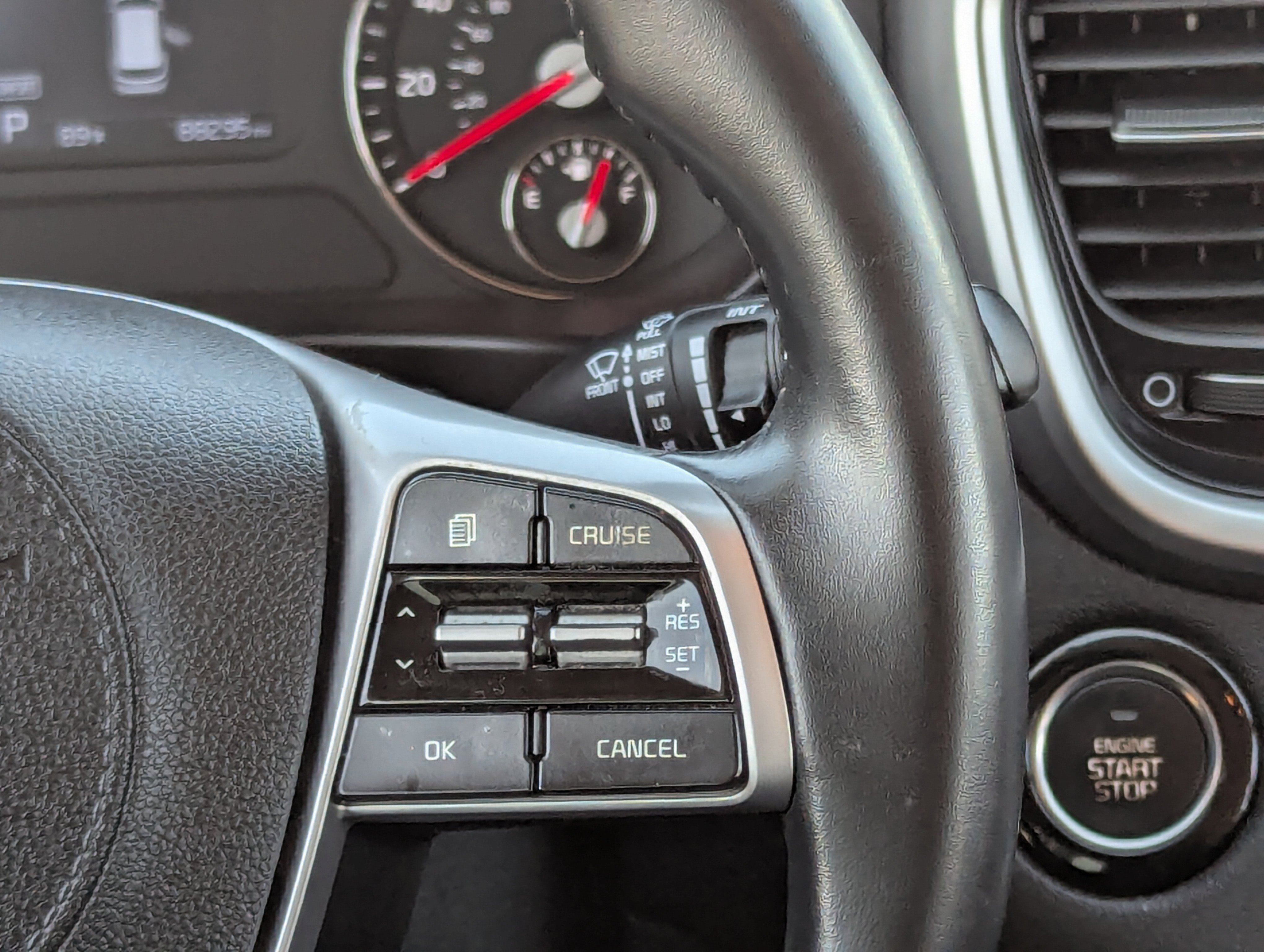 2020 Kia Sorento LX S photo 2