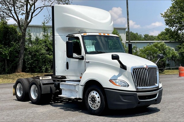 Pre-Owned 2020 International LT625 6x4 Day Cab