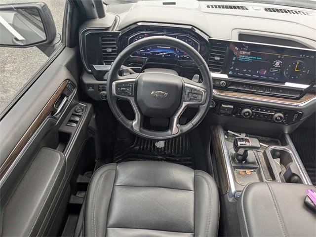 2024 Chevrolet Silverado 1500 RST photo 14
