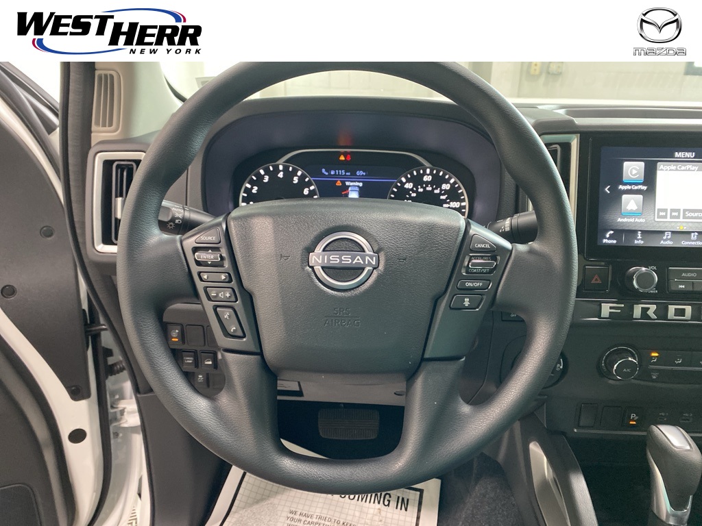 2025 Nissan Frontier SV photo 2