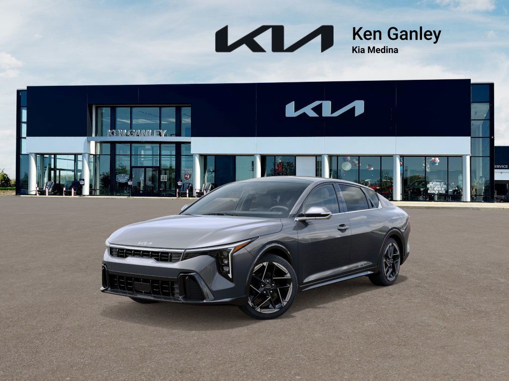 2025 Kia K4 GT-Line's photo
