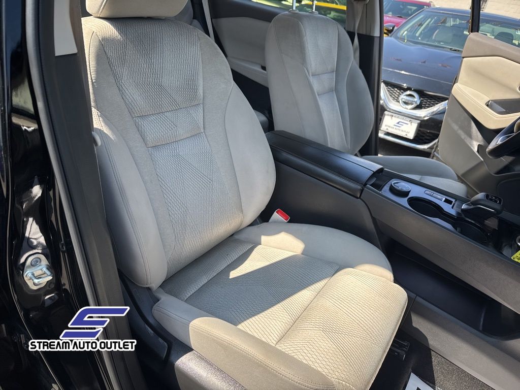 2024 Nissan Rogue SV photo 29