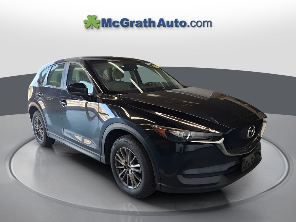 2017 Mazda CX-5 Sport photo 4